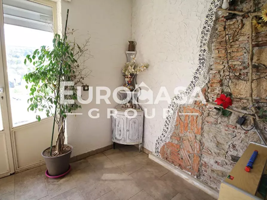 Immagine 4 di Appartamento in vendita  a Lucca