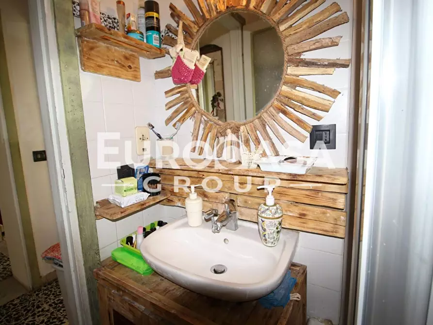 Immagine 32 di Appartamento in vendita  a Lucca