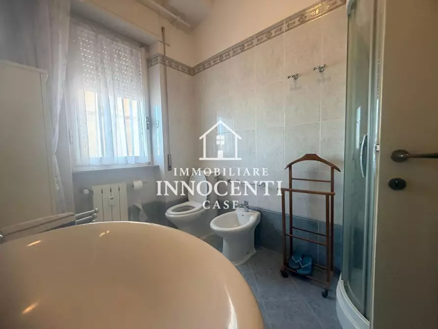 Immagine 16 di Appartamento in vendita  a Massa