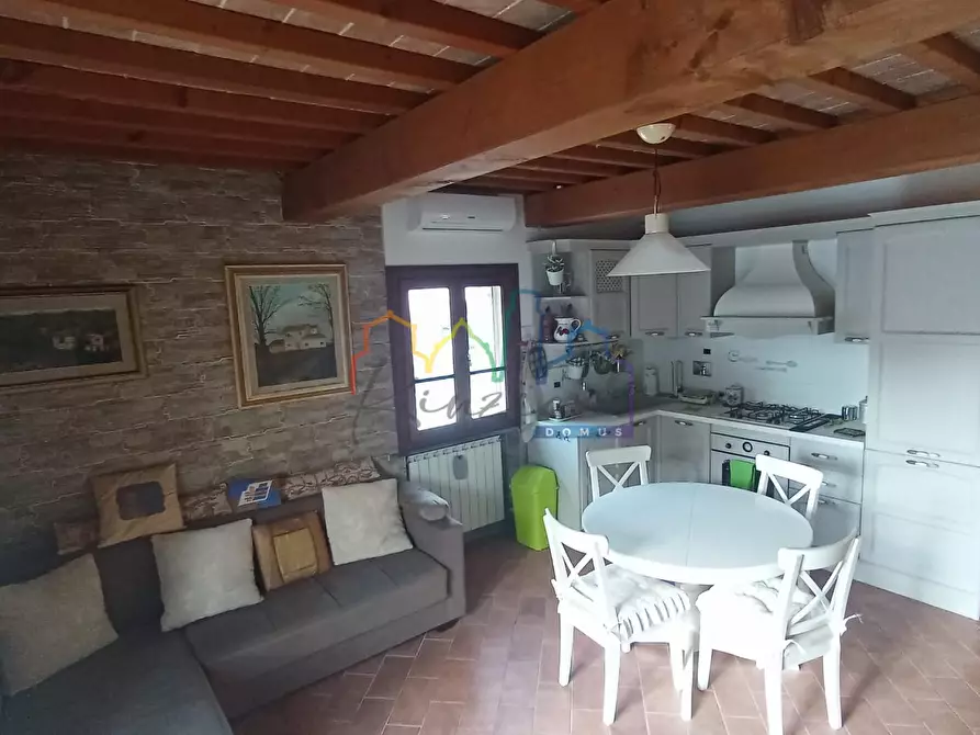 Immagine 1 di Appartamento in vendita  a San Giuliano Terme