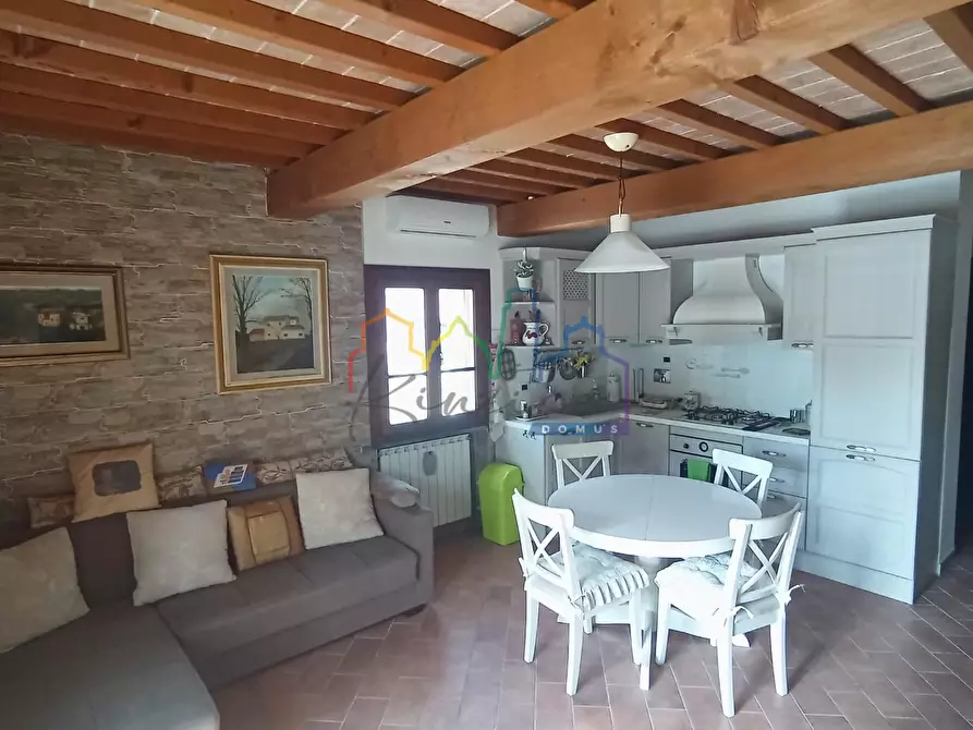 Immagine 19 di Appartamento in vendita  a San Giuliano Terme