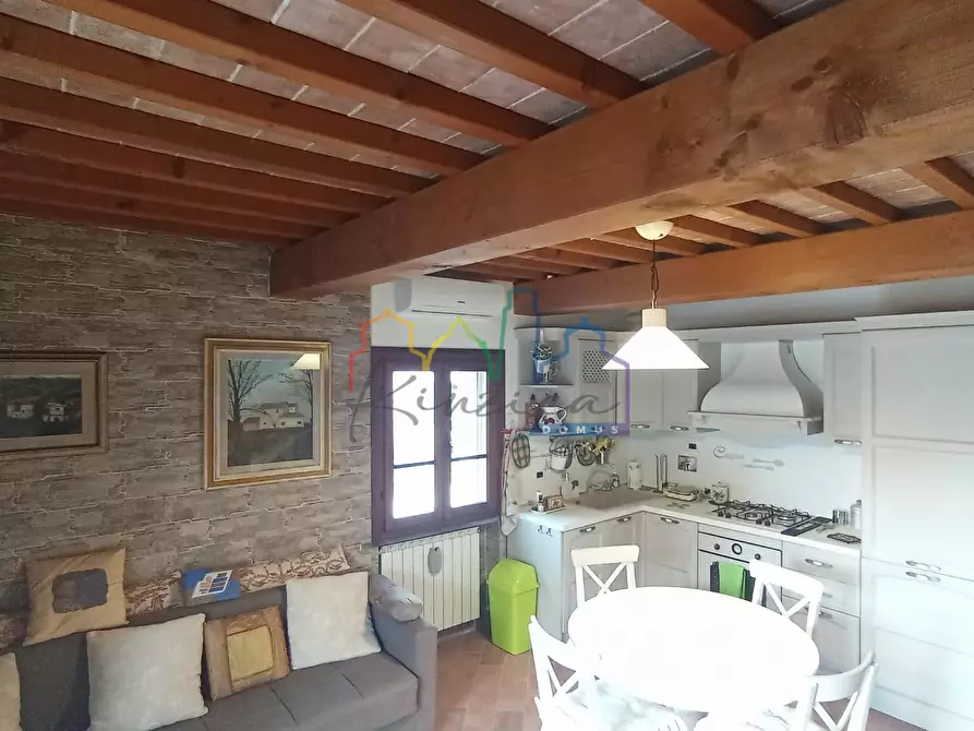 Immagine 6 di Appartamento in vendita  a San Giuliano Terme