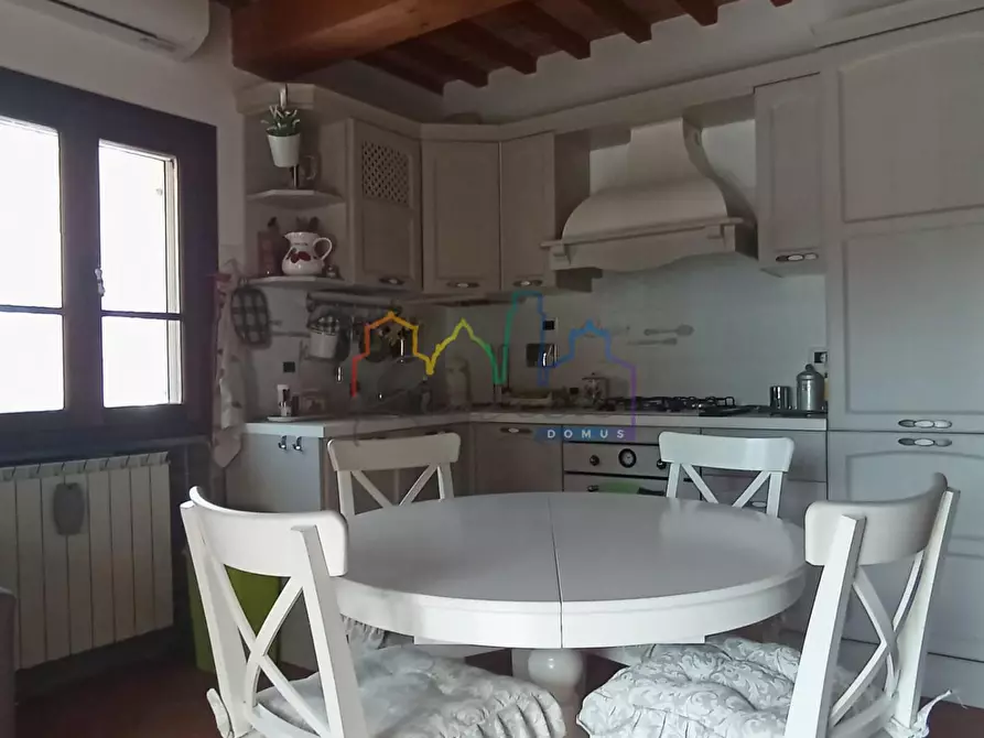 Immagine 9 di Appartamento in vendita  a San Giuliano Terme