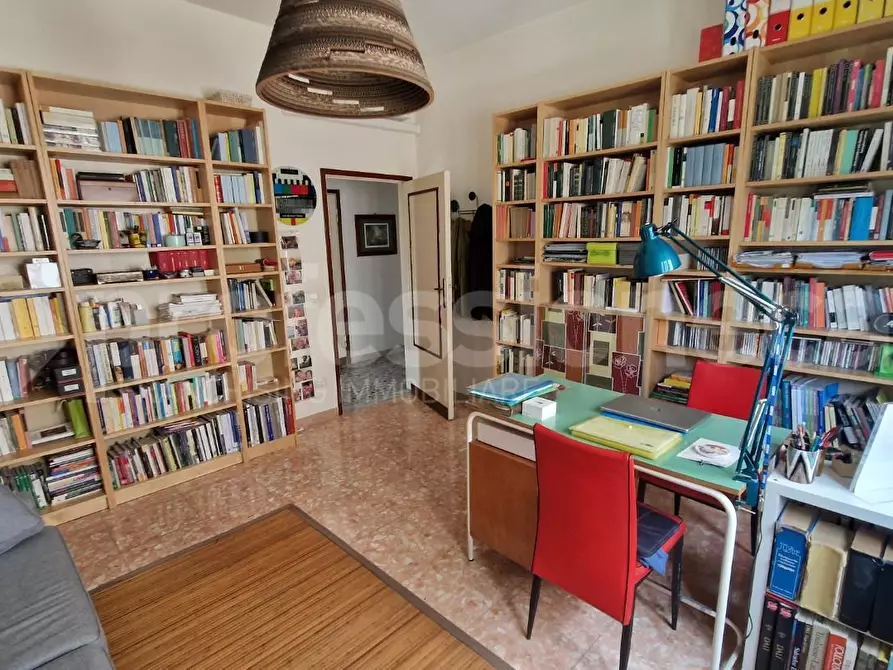 Immagine 10 di Appartamento in vendita  a Pisa
