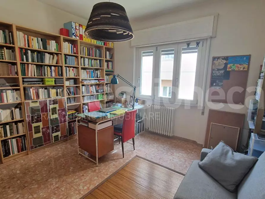 Immagine 9 di Appartamento in vendita  a Pisa