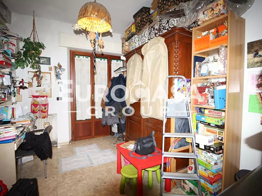 Immagine 2 di Appartamento in vendita  a Lucca