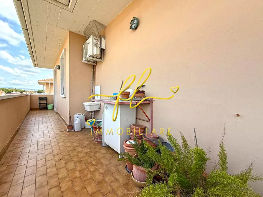 Immagine 22 di Appartamento in vendita  a Cecina