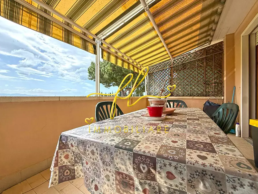 Immagine 5 di Appartamento in vendita  a Cecina