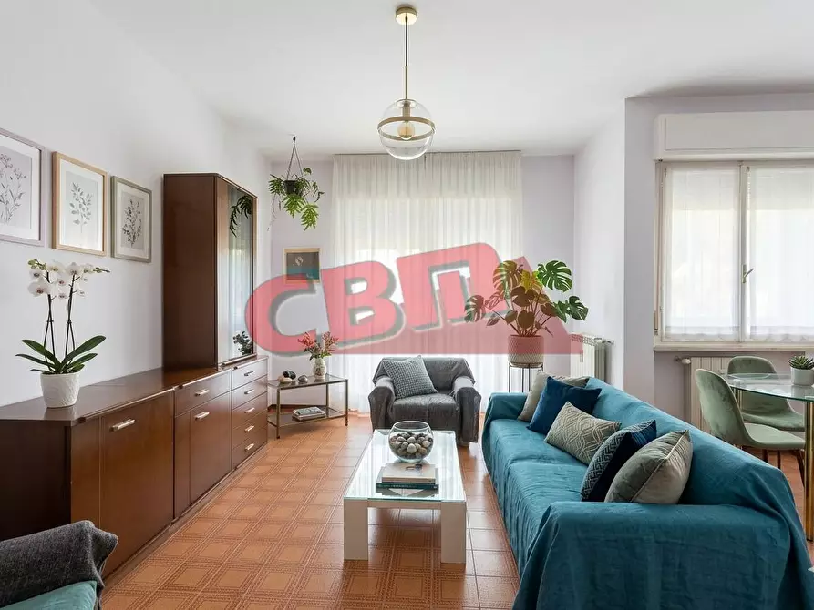 Immagine 2 di Appartamento in vendita  a Livorno