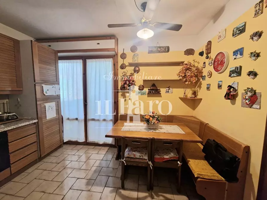 Immagine 8 di Appartamento in vendita  a Firenze