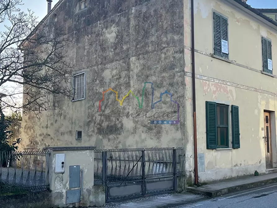 Immagine 21 di Terratetto in vendita  a Cascina