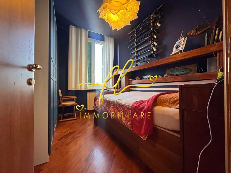 Immagine 17 di Appartamento in vendita  a Livorno