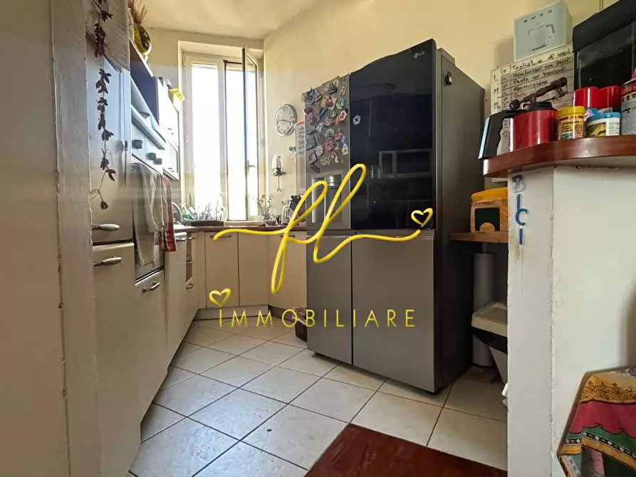 Immagine 7 di Appartamento in vendita  a Livorno