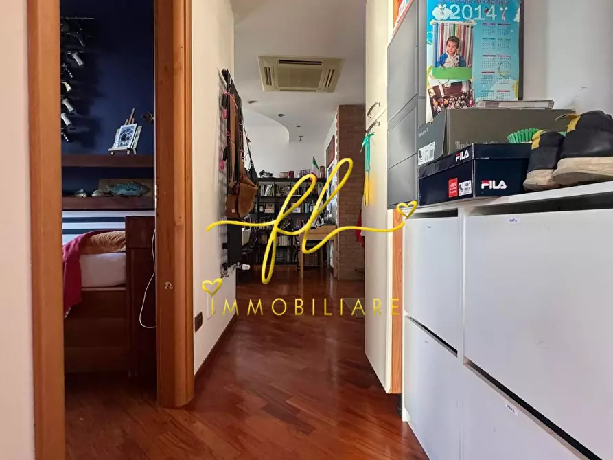 Immagine 18 di Appartamento in vendita  a Livorno