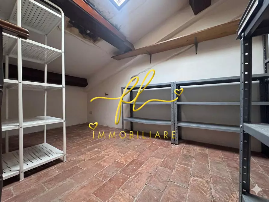 Immagine 21 di Appartamento in vendita  a Livorno