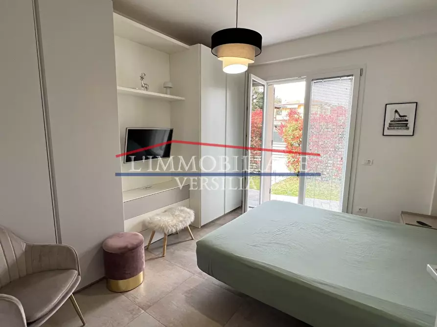 Immagine 37 di Appartamento in vendita  a Montignoso