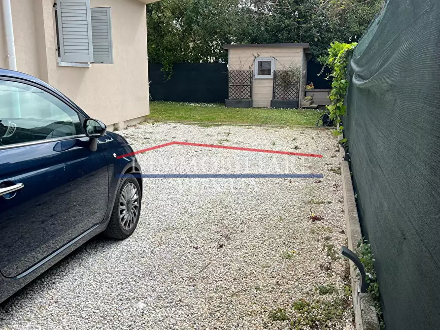 Immagine 4 di Appartamento in vendita  a Montignoso