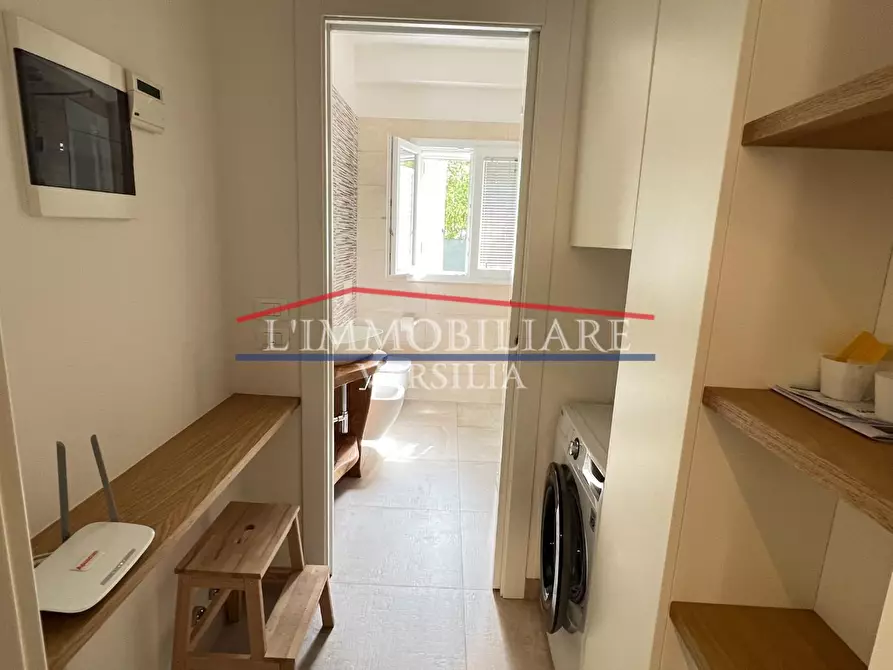 Immagine 26 di Appartamento in vendita  a Montignoso