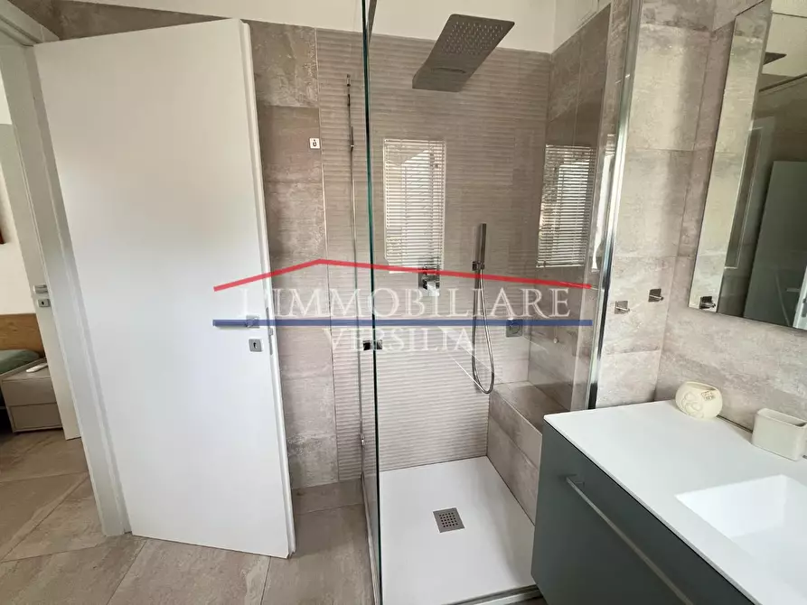 Immagine 43 di Appartamento in vendita  a Montignoso