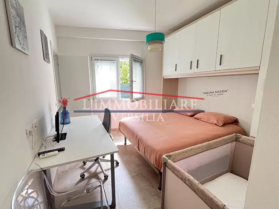 Immagine 32 di Appartamento in vendita  a Montignoso