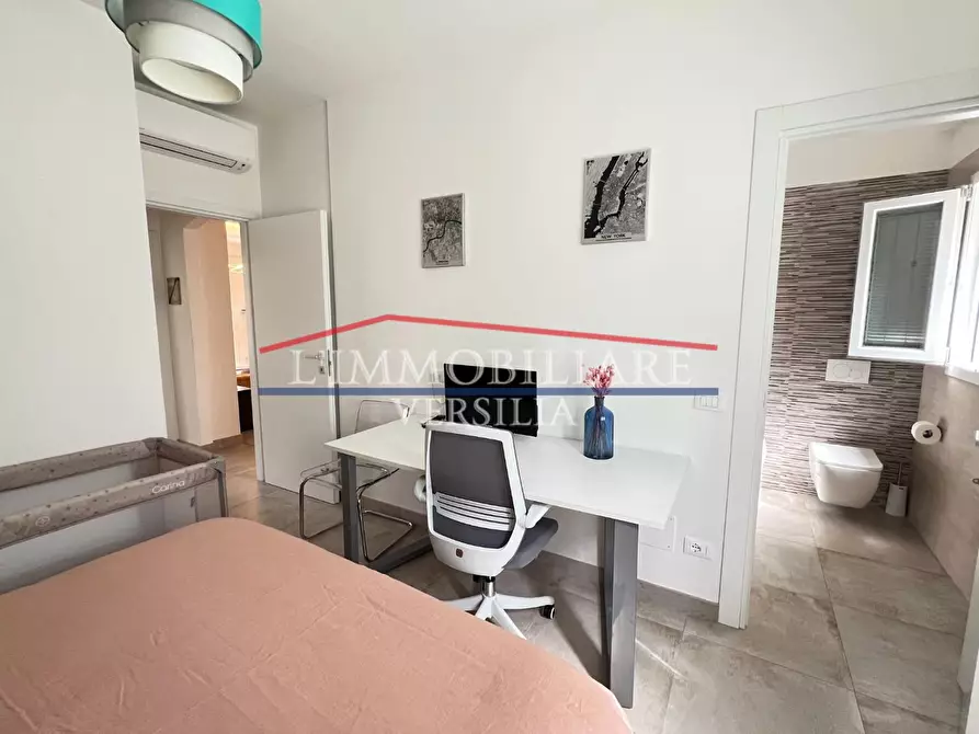 Immagine 33 di Appartamento in vendita  a Montignoso