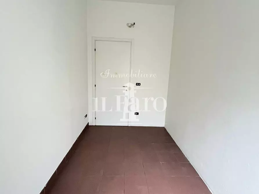 Immagine 5 di Appartamento in vendita  a Campi Bisenzio