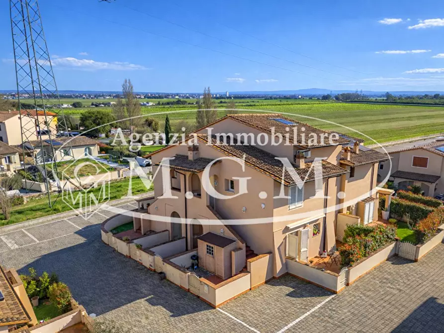 Immagine 19 di Casa bifamiliare in vendita  a Calcinaia
