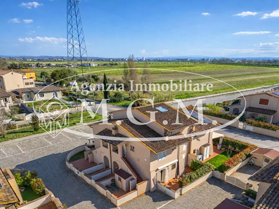 Immagine 31 di Casa bifamiliare in vendita  a Calcinaia