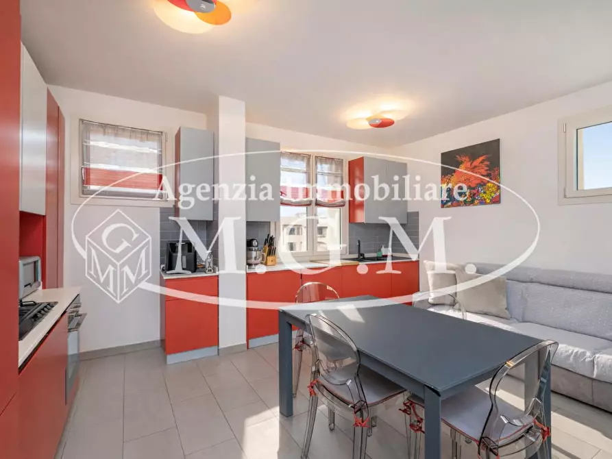 Immagine 6 di Casa bifamiliare in vendita  a Calcinaia