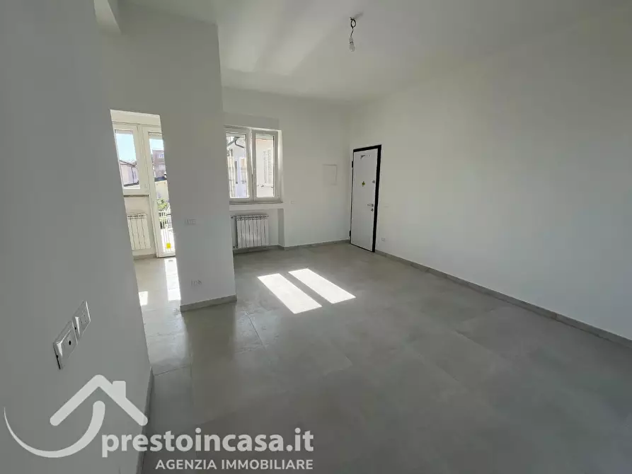 Immagine 2 di Appartamento in vendita  a Viareggio