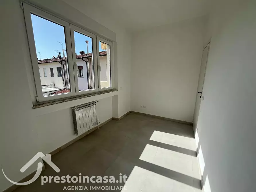 Immagine 20 di Appartamento in vendita  a Viareggio