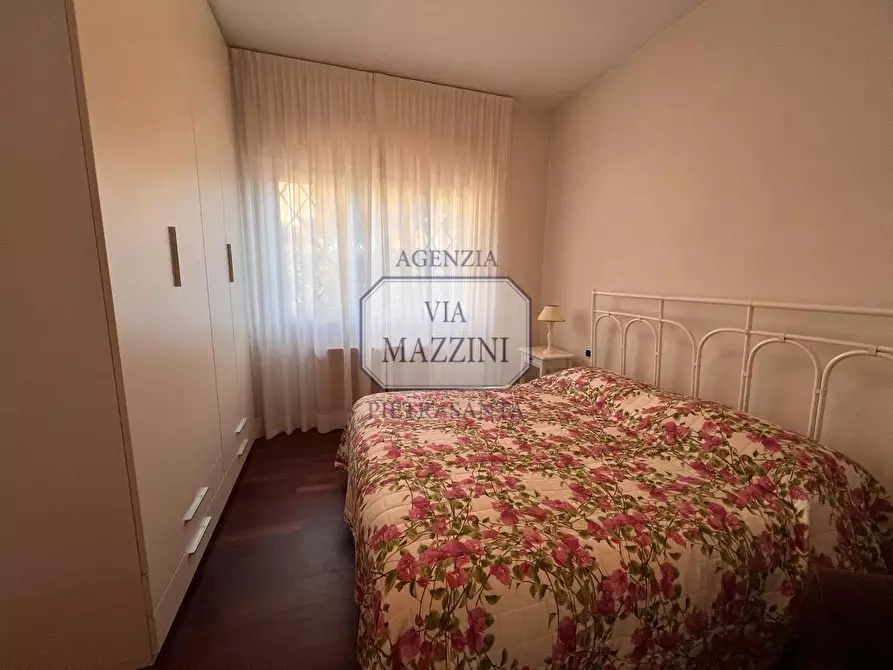 Immagine 18 di Villa in vendita  a Pietrasanta