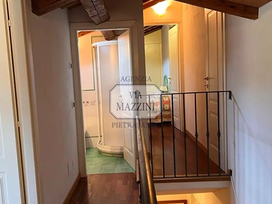 Immagine 26 di Villa in vendita  a Pietrasanta