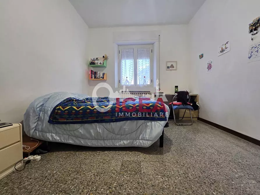 Immagine 31 di Appartamento in vendita  a Siena