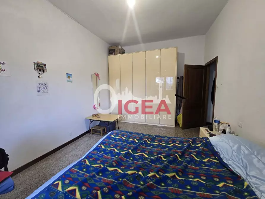 Immagine 32 di Appartamento in vendita  a Siena