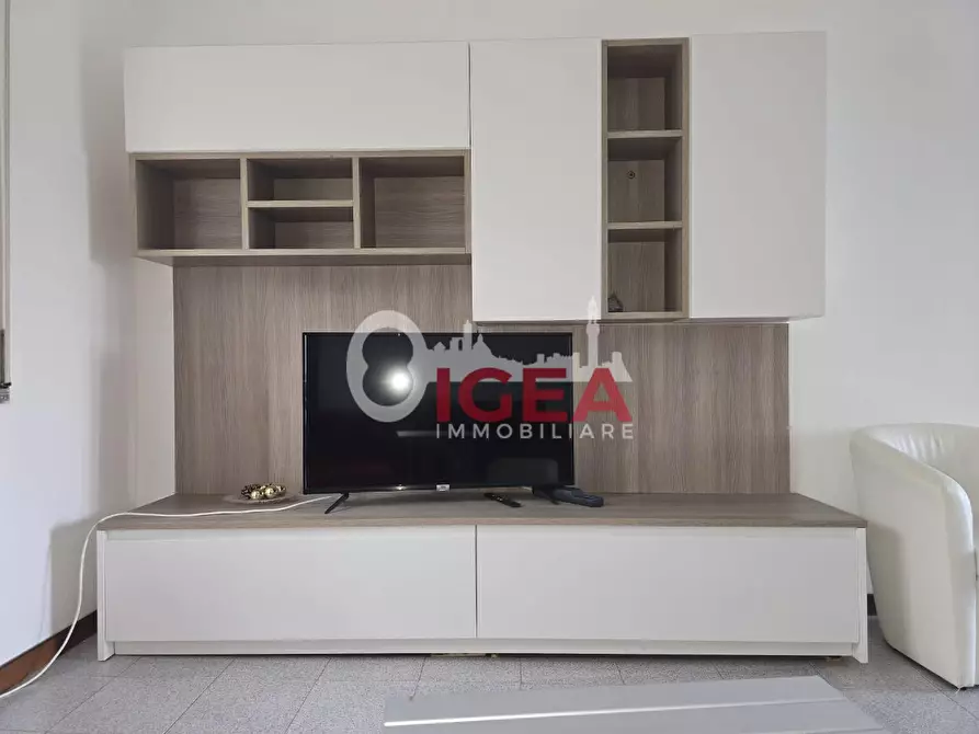 Immagine 16 di Appartamento in vendita  a Siena