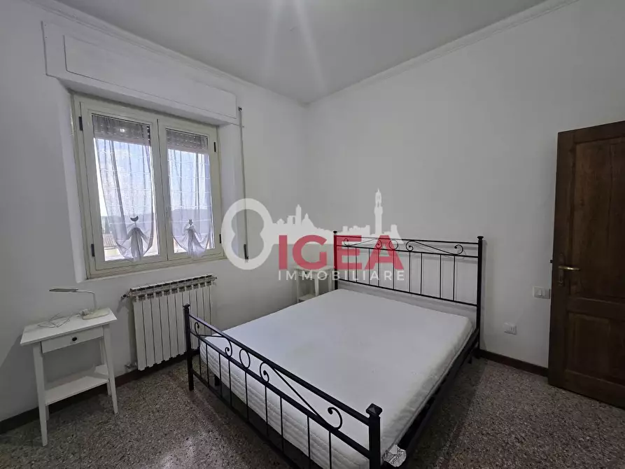 Immagine 41 di Appartamento in vendita  a Siena