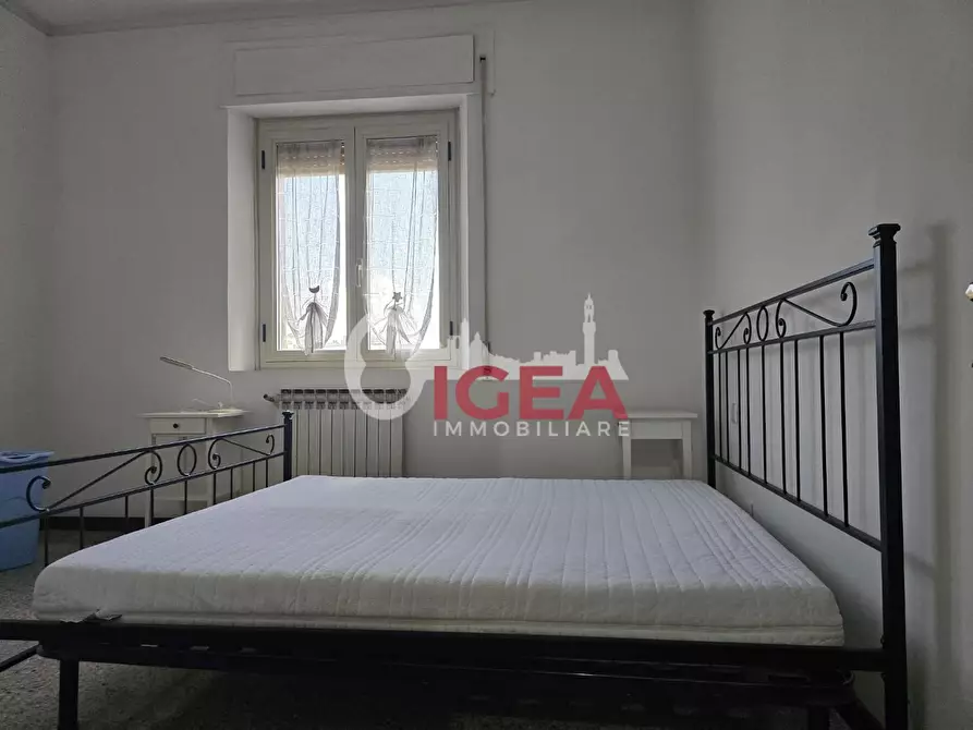 Immagine 40 di Appartamento in vendita  a Siena