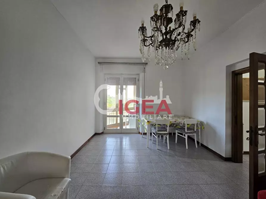 Immagine 14 di Appartamento in vendita  a Siena