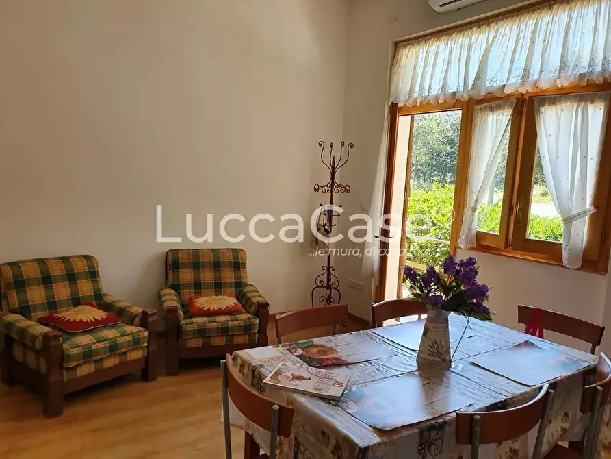 Immagine 9 di Casa semindipendente in vendita  a Villa Basilica