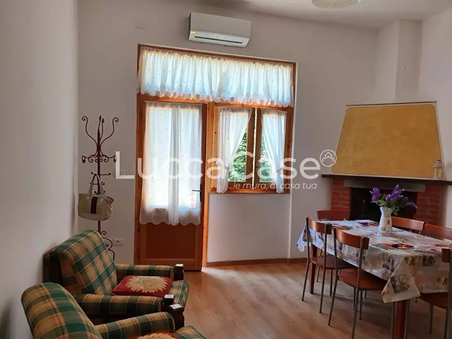 Immagine 4 di Casa semindipendente in vendita  a Villa Basilica