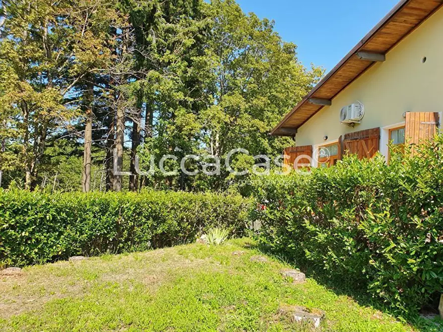 Immagine 2 di Casa semindipendente in vendita  a Villa Basilica
