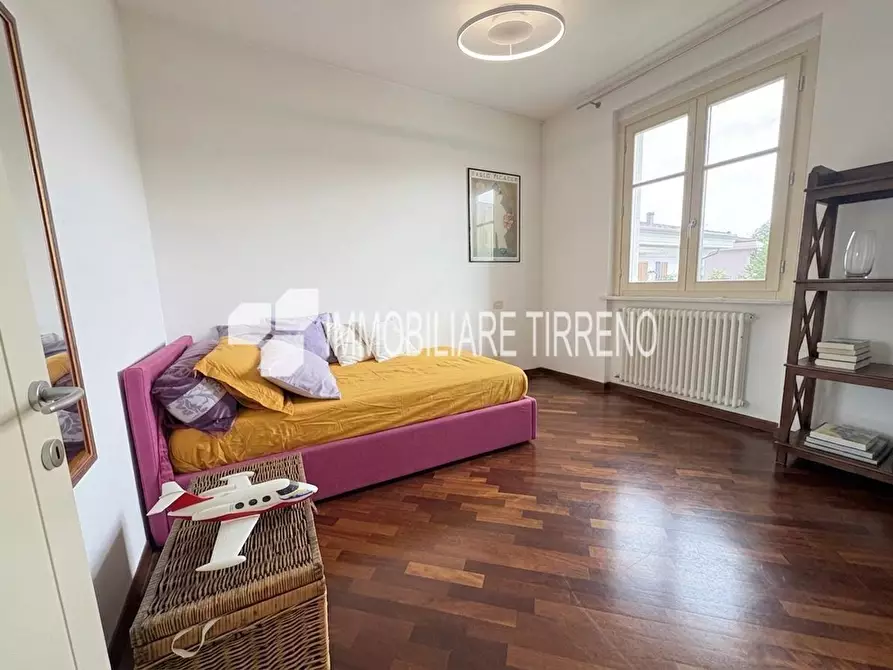 Immagine 12 di Appartamento in vendita  a Massa