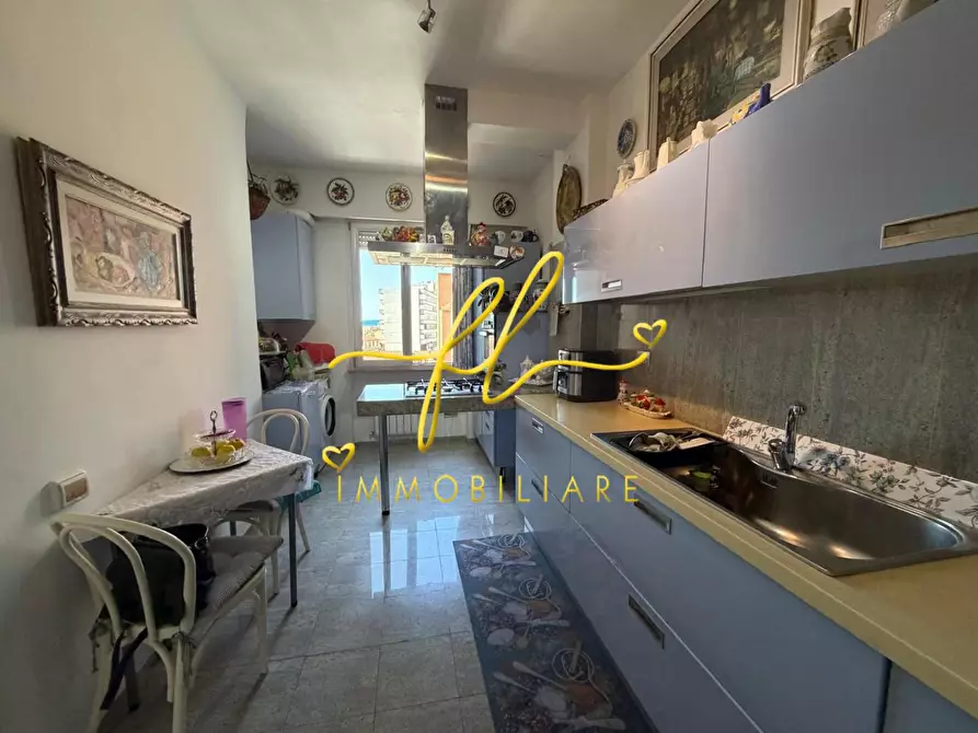 Immagine 7 di Appartamento in vendita  a Livorno