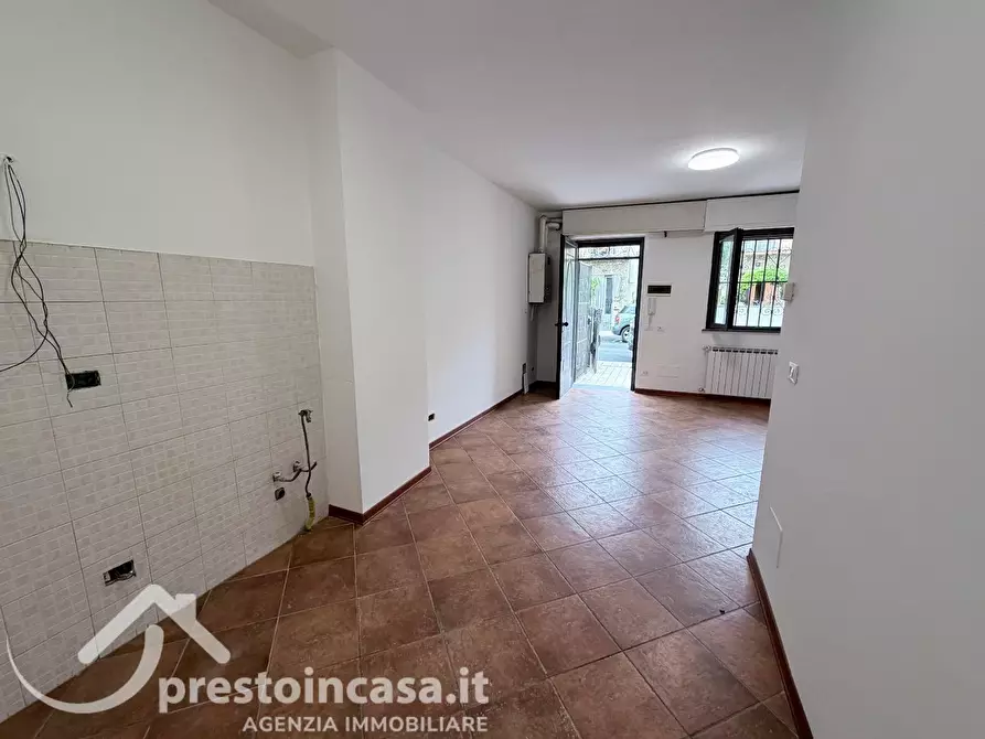 Immagine 1 di Appartamento in vendita  a Viareggio