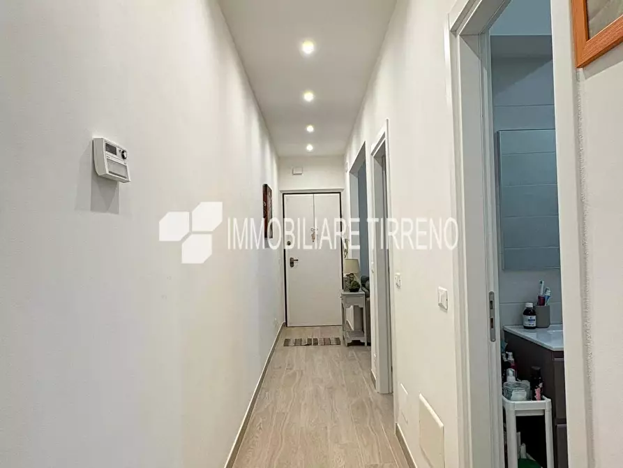 Immagine 10 di Appartamento in vendita  a Massa