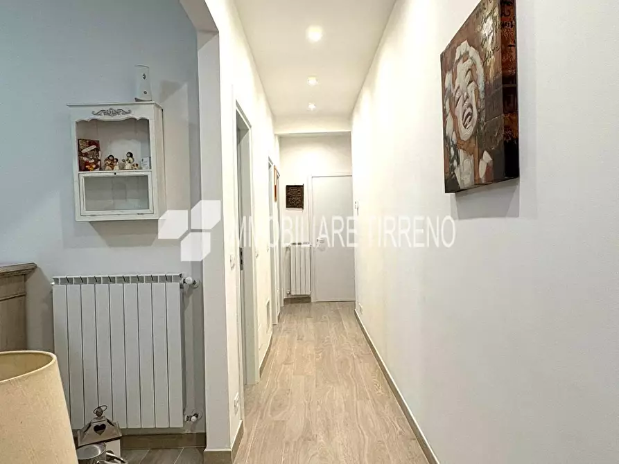 Immagine 5 di Appartamento in vendita  a Massa