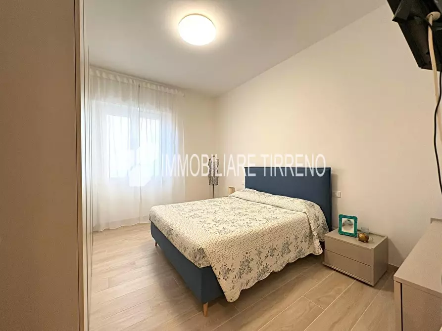 Immagine 9 di Appartamento in vendita  a Massa