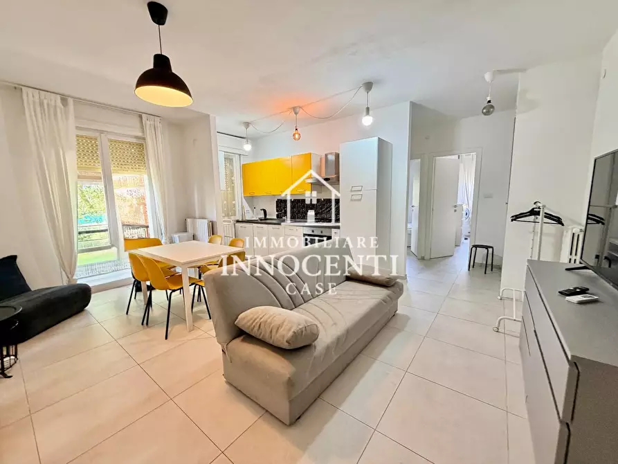 Immagine 2 di Appartamento in affitto  a Massa