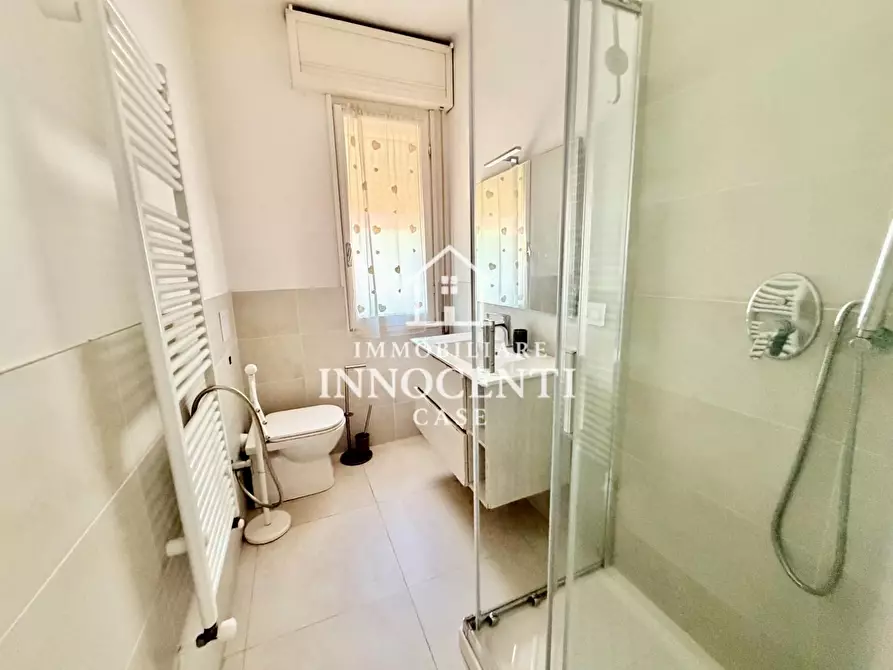 Immagine 5 di Appartamento in affitto  a Massa